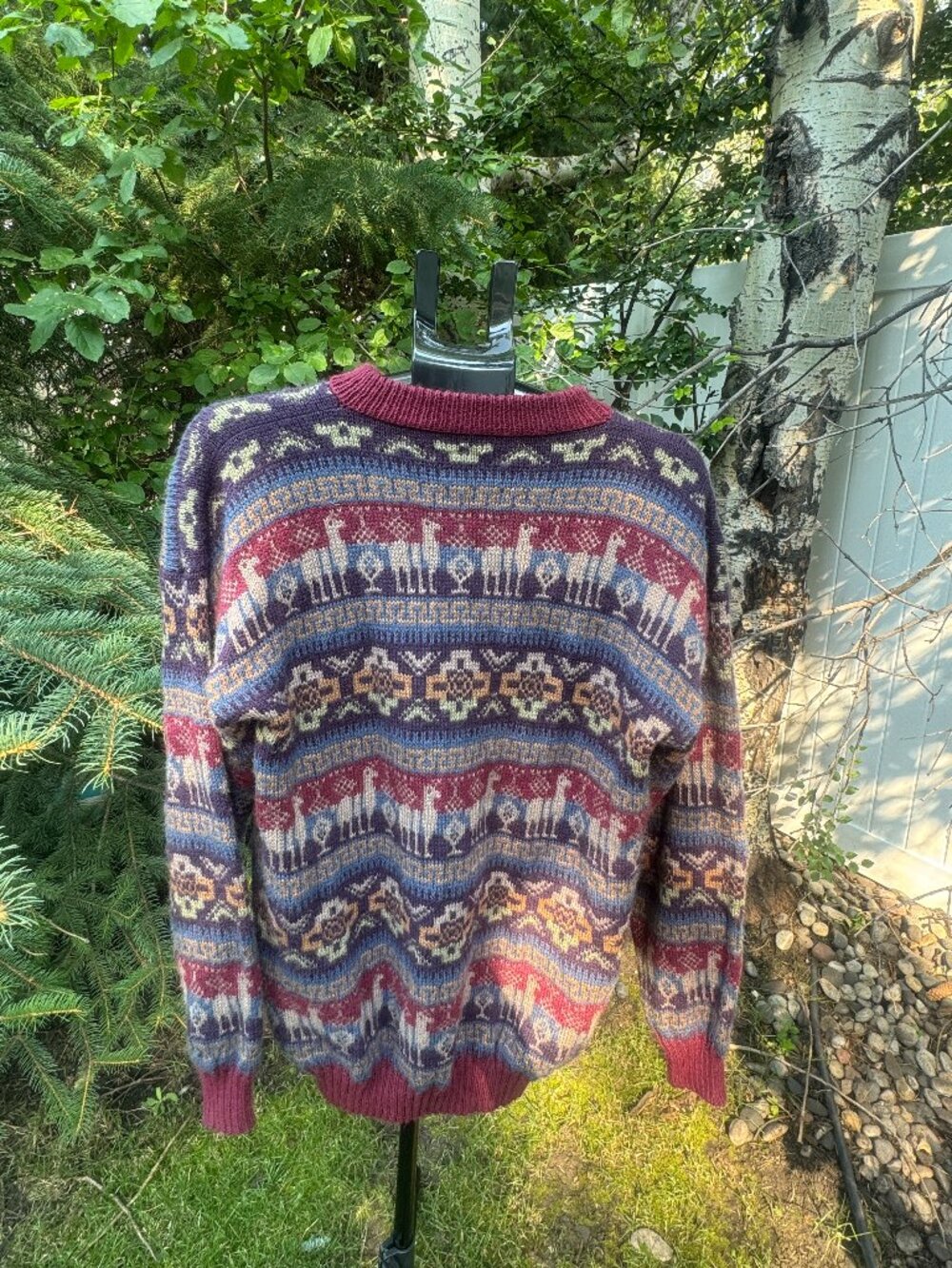 NWOT Handmade Peruvian Alpaca Wool Blend Knit Llama Sweater Burgundy Blue